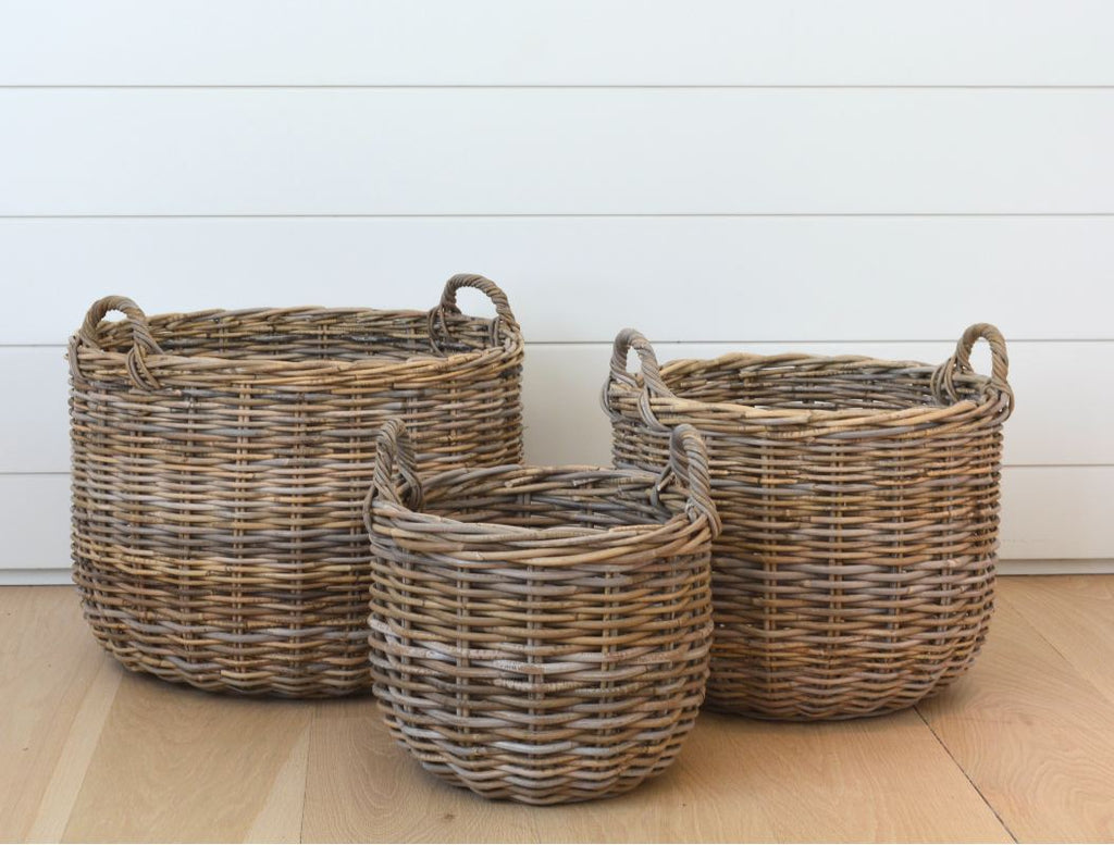 grey round basket, medium