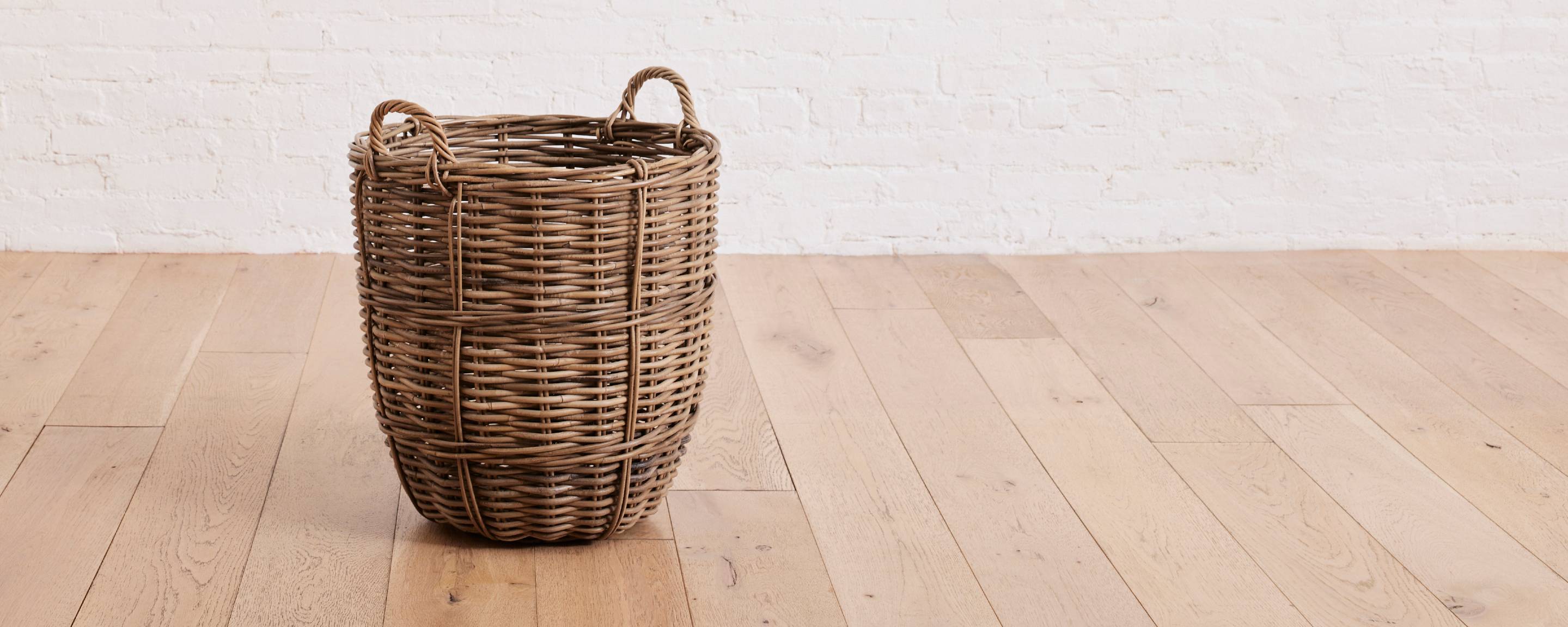 round rattan basket, small