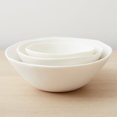 resin tapered bowl medium, white