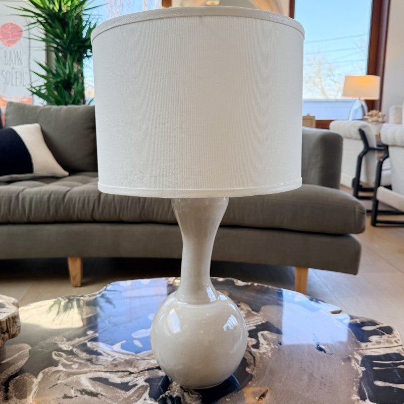 trumpet sphere lamp in speckled oatmeal